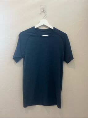 Men's Metal Vent Tech Short Sleeve - Navy